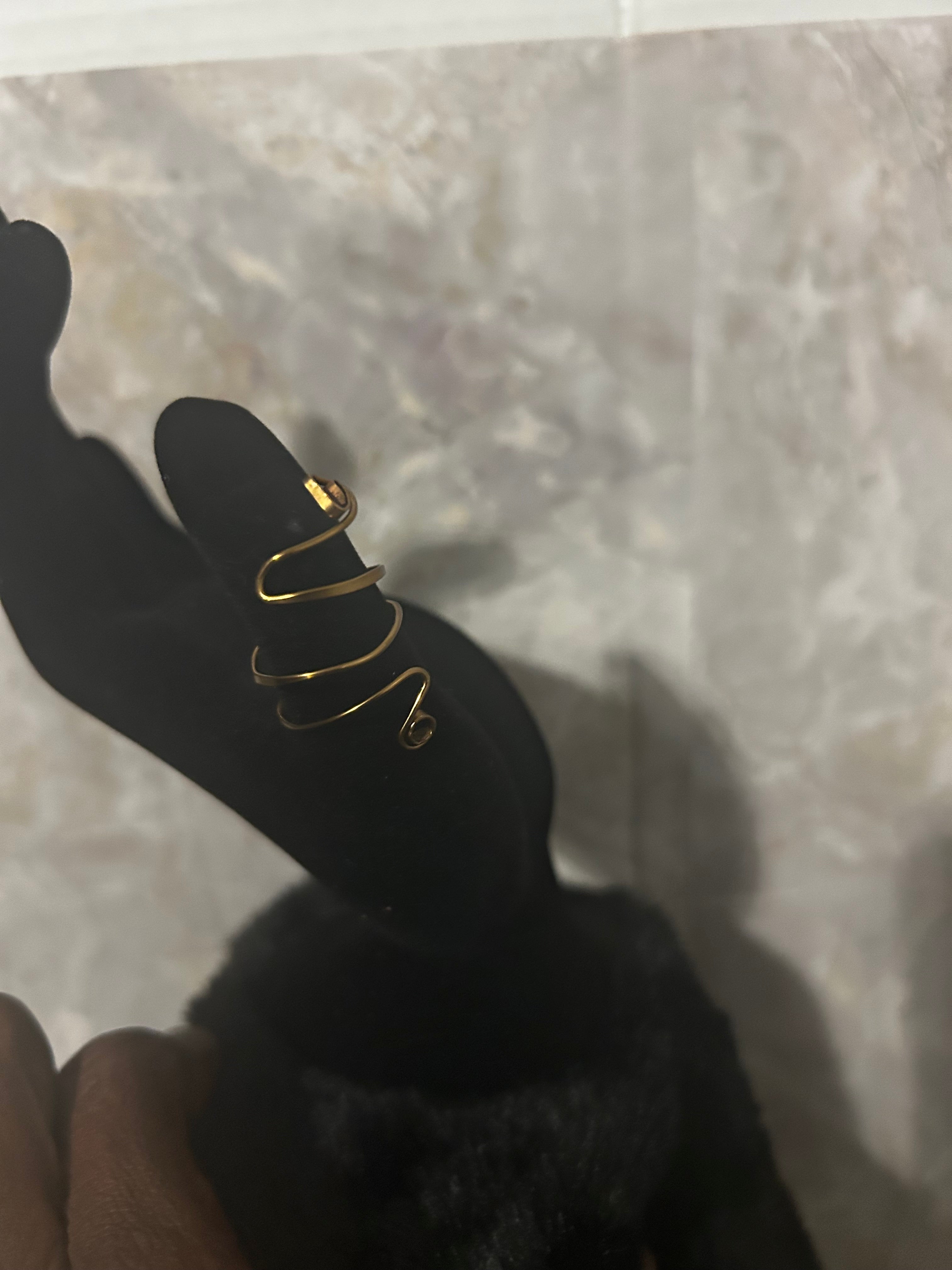 Antique Bronze Flow Ring – Artistic Spiral Wire Design